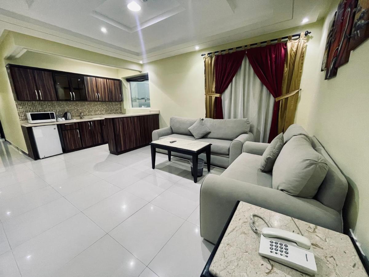 Tulip Al Rawdah Aparthotel Riyadh Ngoại thất bức ảnh