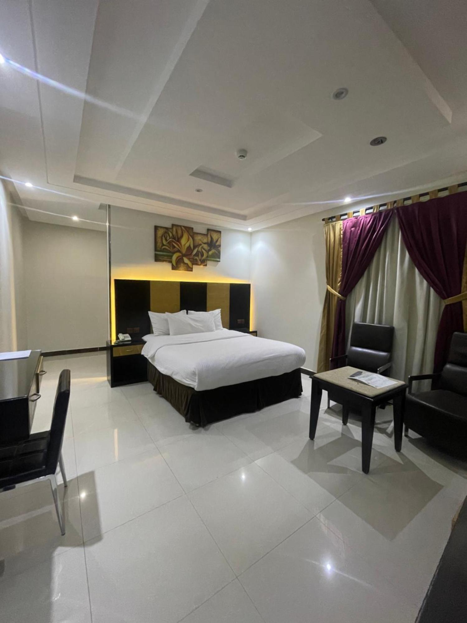 Tulip Al Rawdah Aparthotel Riyadh Ngoại thất bức ảnh