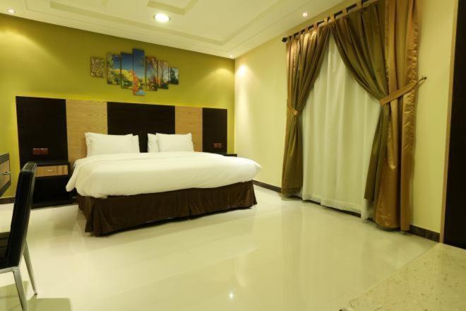 Tulip Al Rawdah Aparthotel Riyadh Phòng bức ảnh