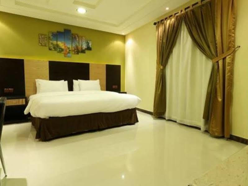 Tulip Al Rawdah Aparthotel Riyadh Ngoại thất bức ảnh